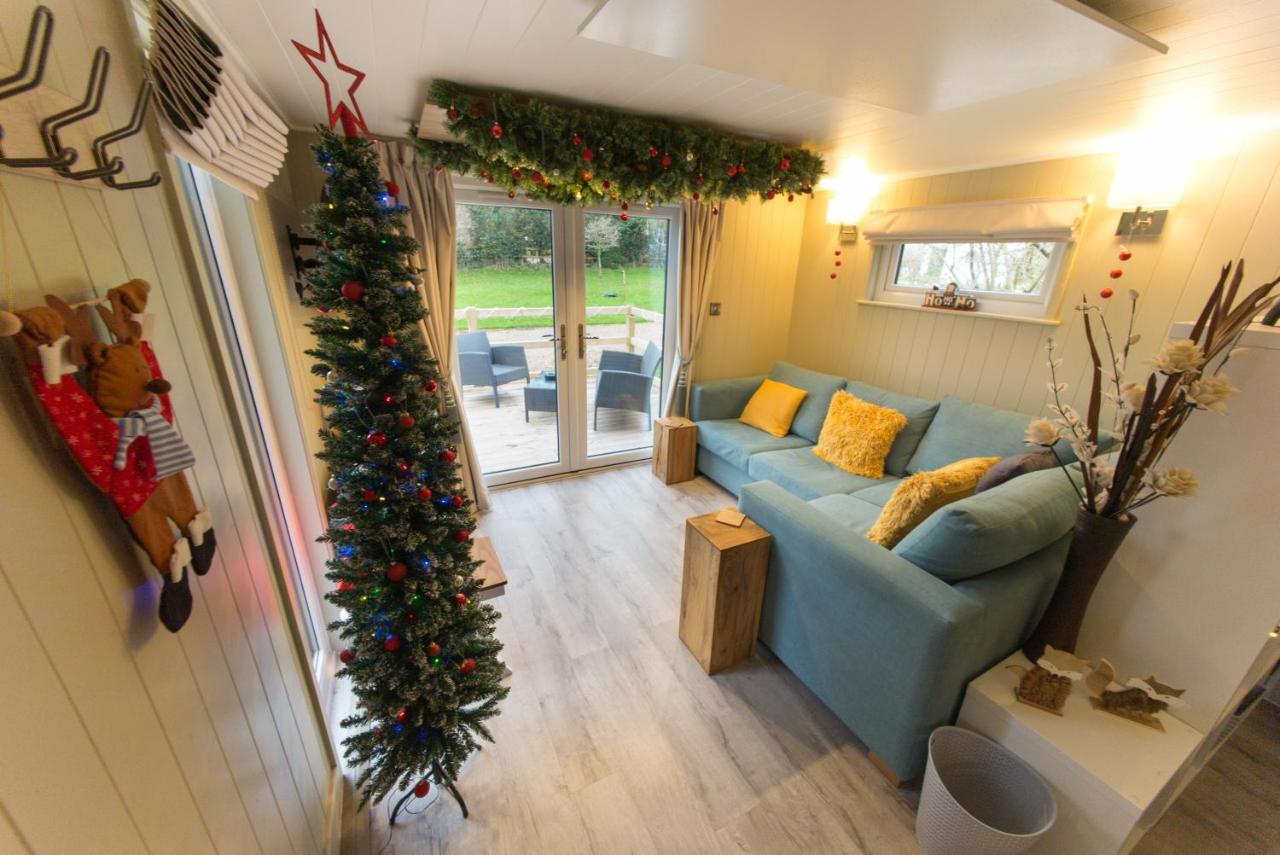 Sutton Cabins Stowey Экстерьер фото
